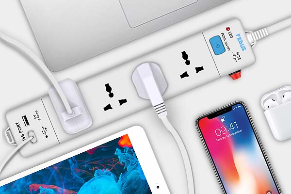 Power strip with usb socket white
